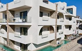 Cabana White Boutique Hotel & Suites